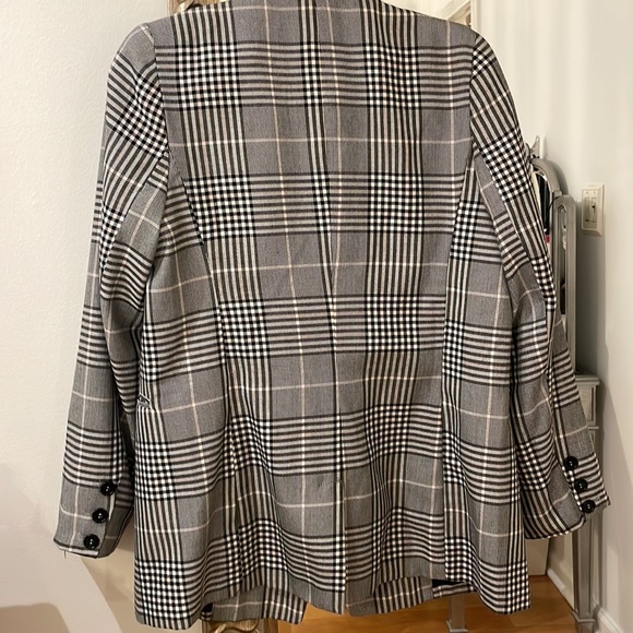 Cotton on oversized plaid blazer - Picture 8 of 9
